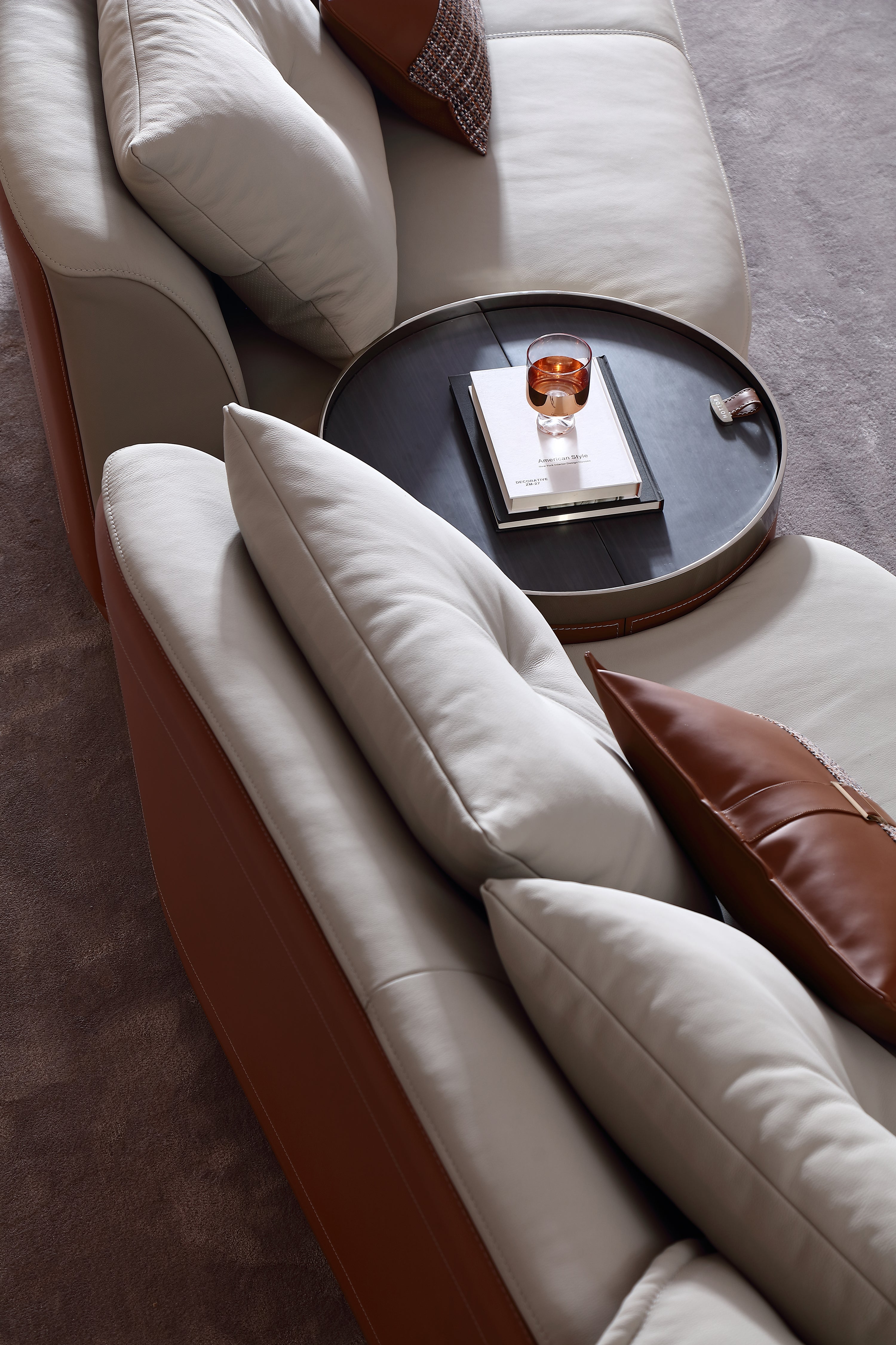 HOTTOP Curved Sectional with Cylindrical Console