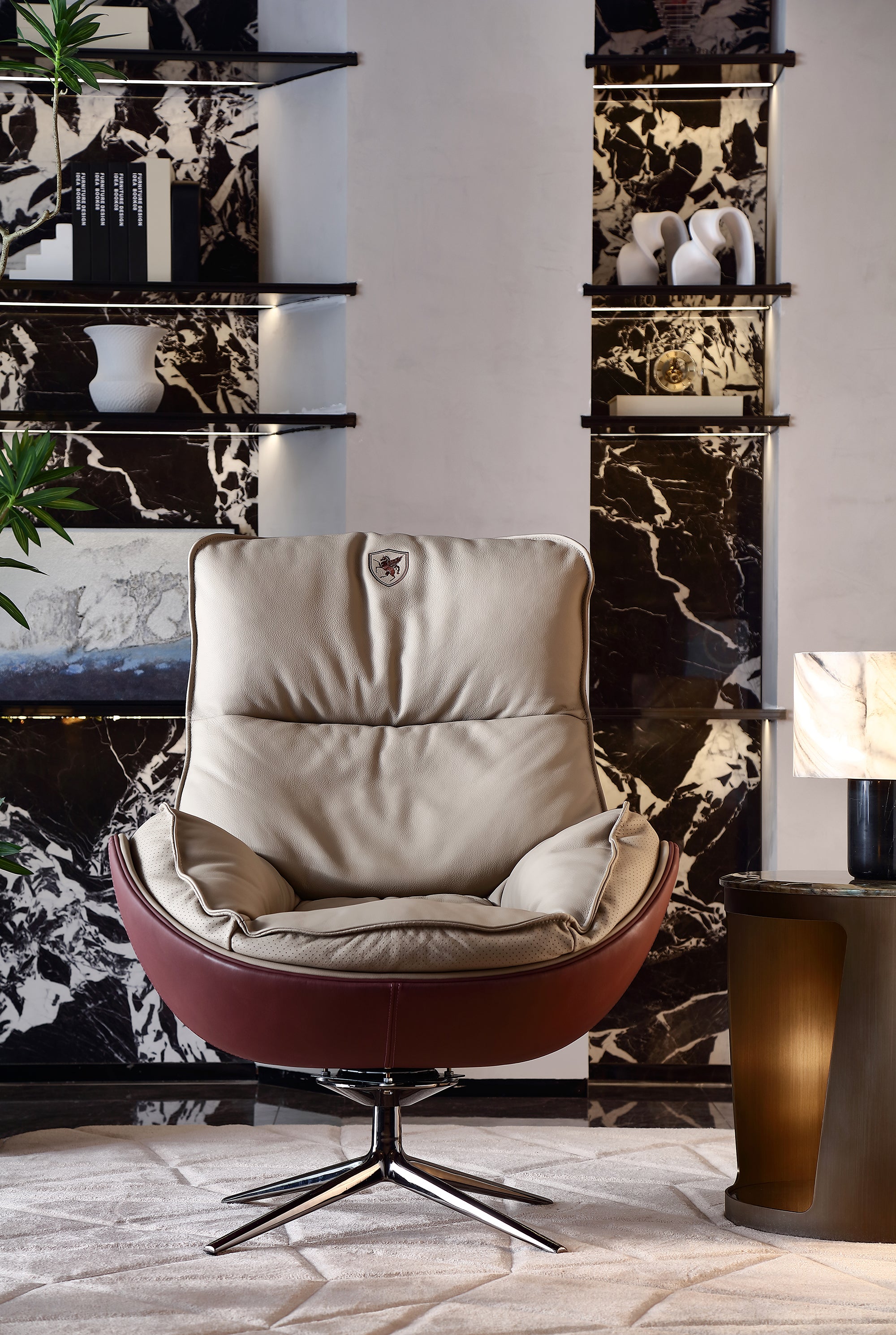 FFONCHI Leather Swivel Armchair