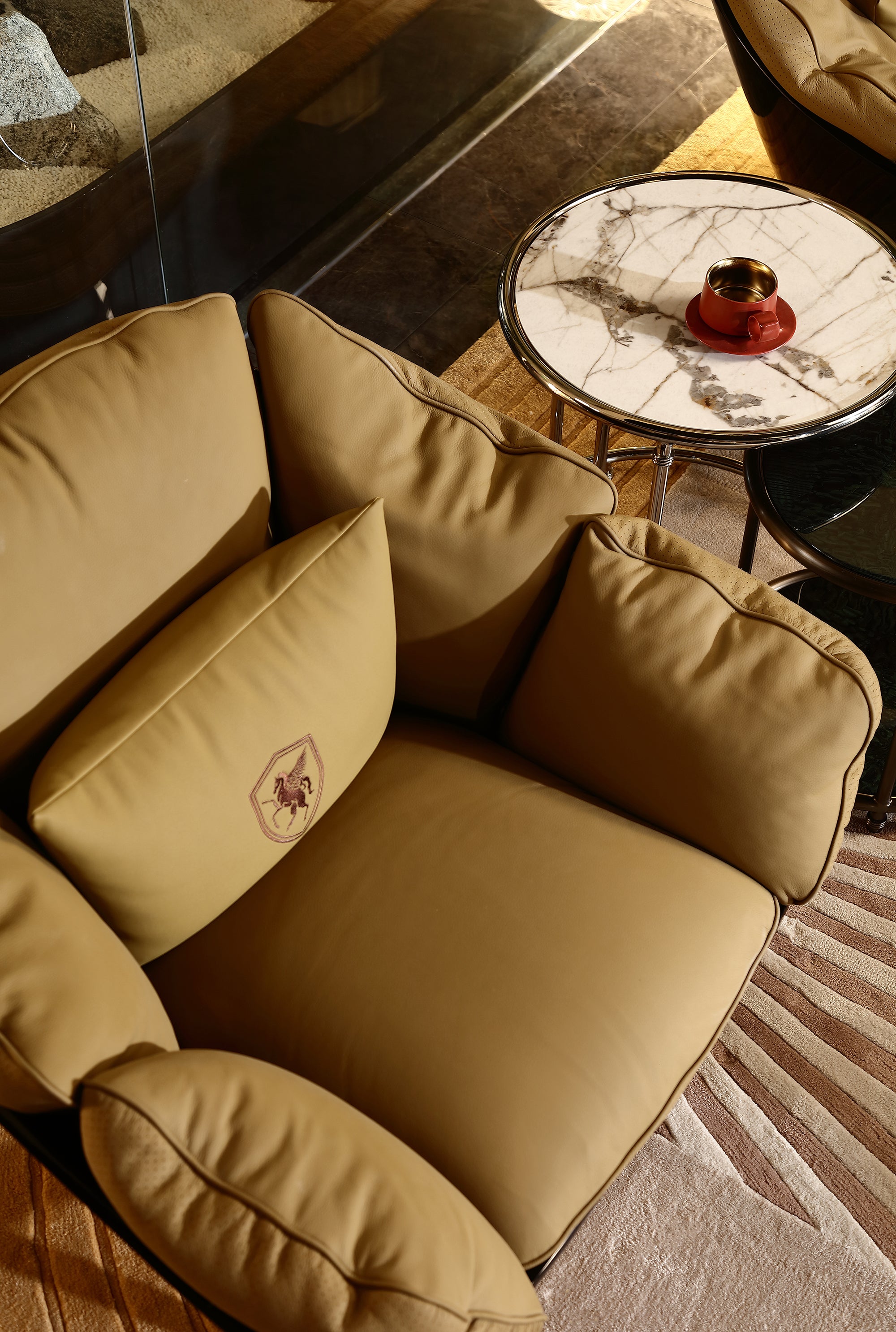 FFONCHI Leather Armchair