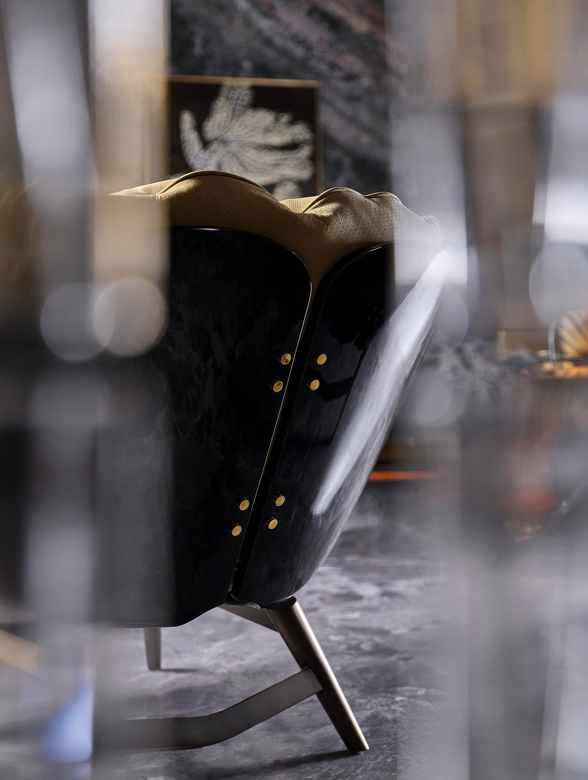 FFONCHI Leather Armchair