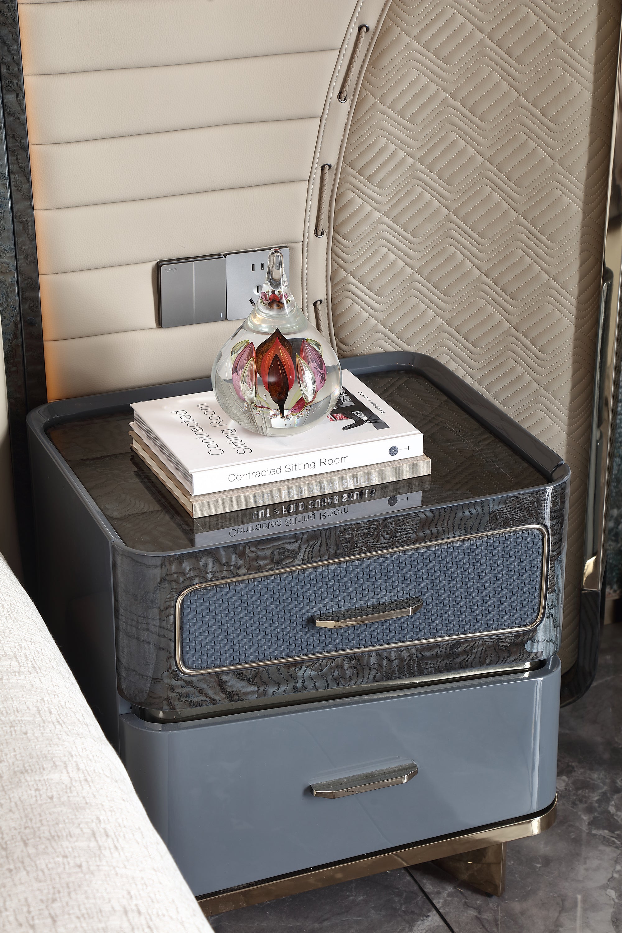 FFONCHI Nightstand