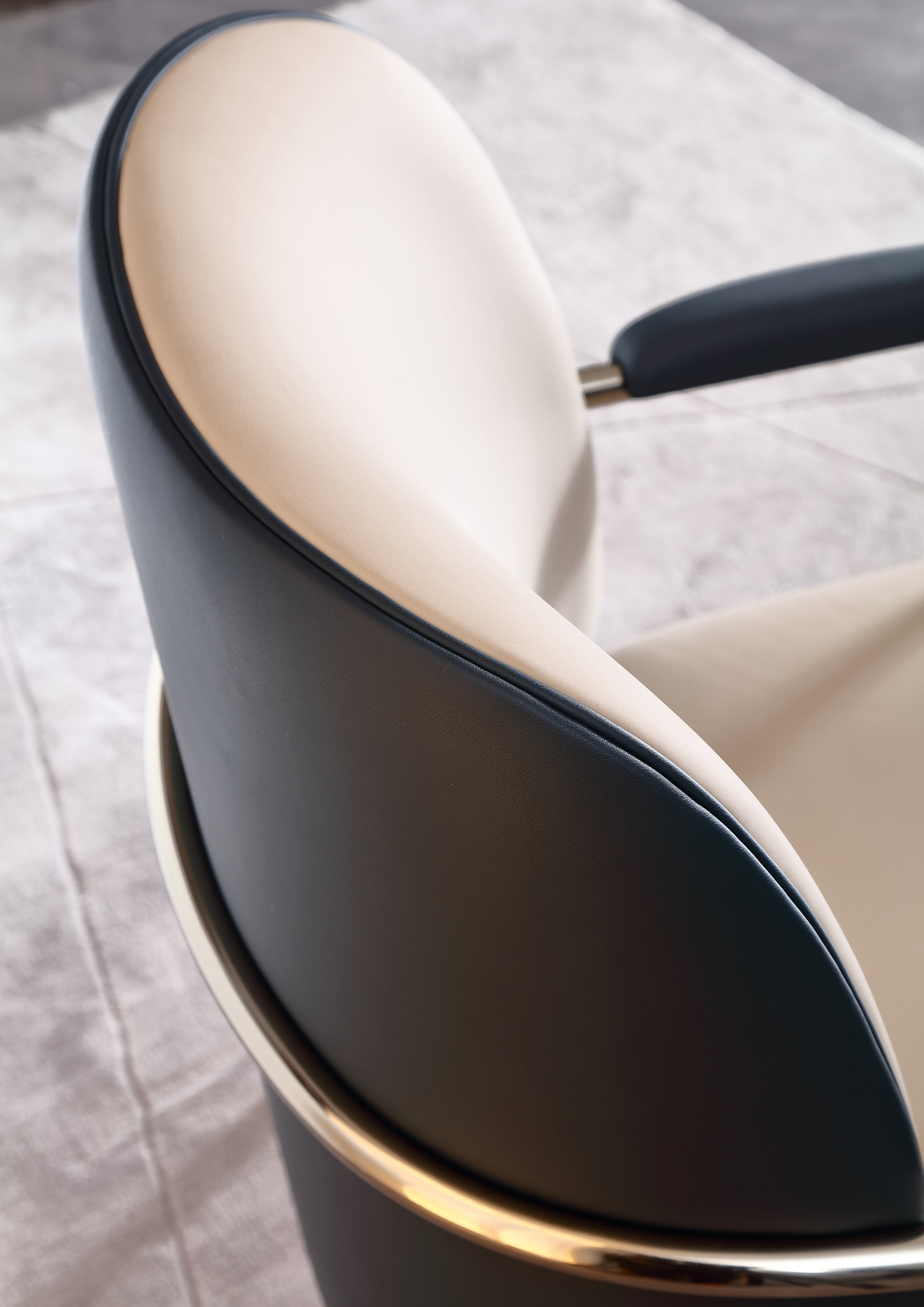 HOTTOP Armchair