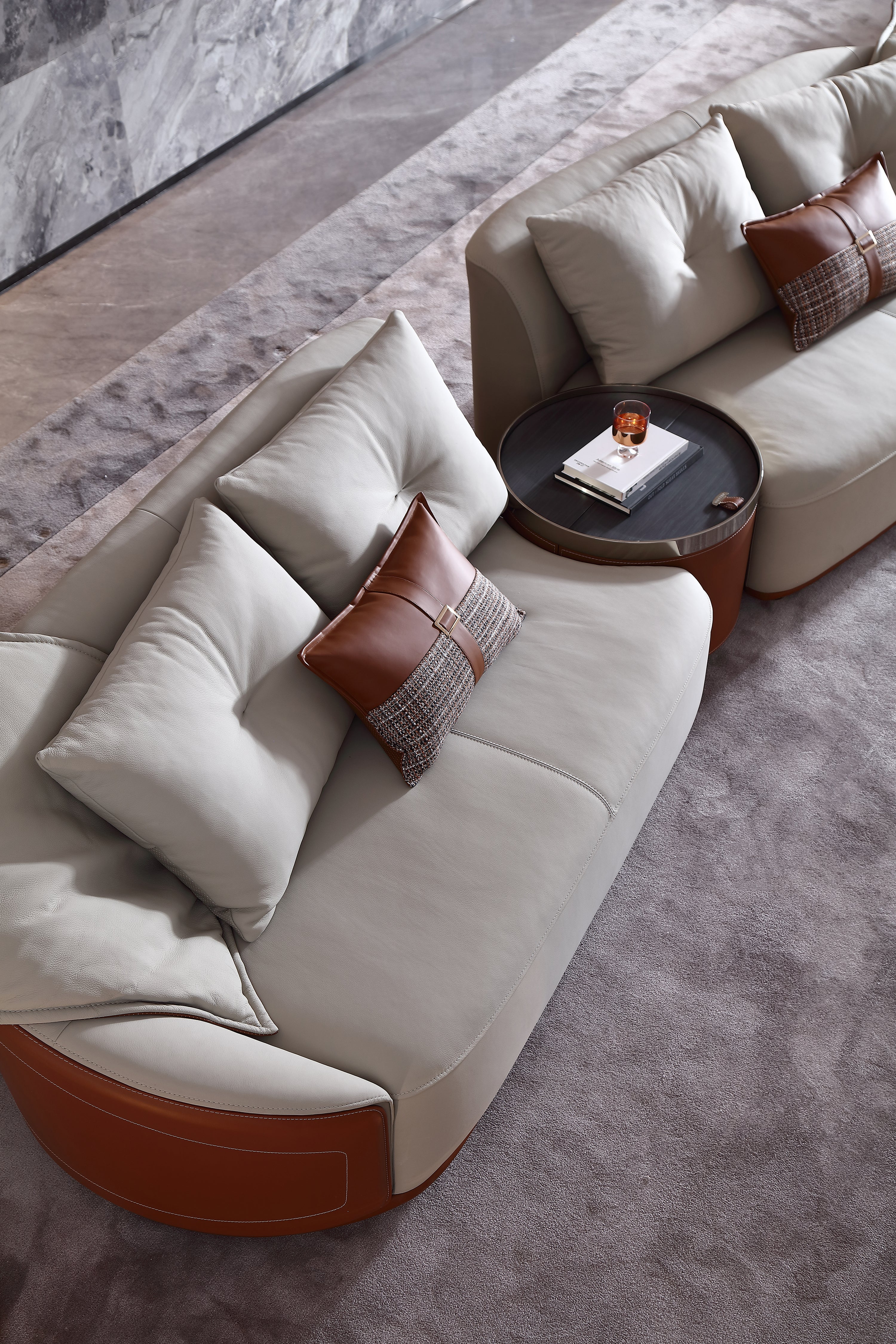 HOTTOP Curved Sectional with Cylindrical Console