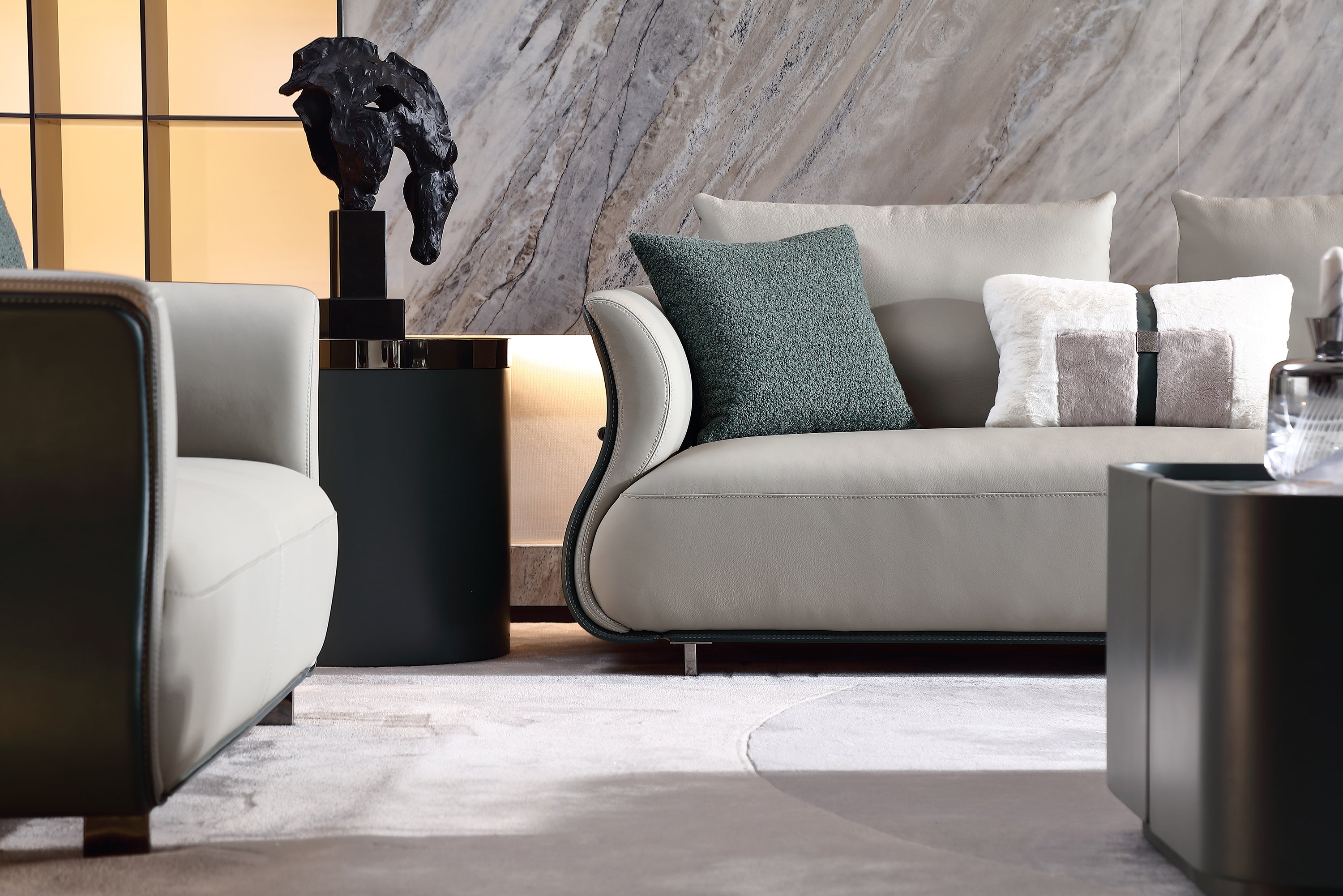 HOTTOP Slim Curved-Arm Straight Sofa