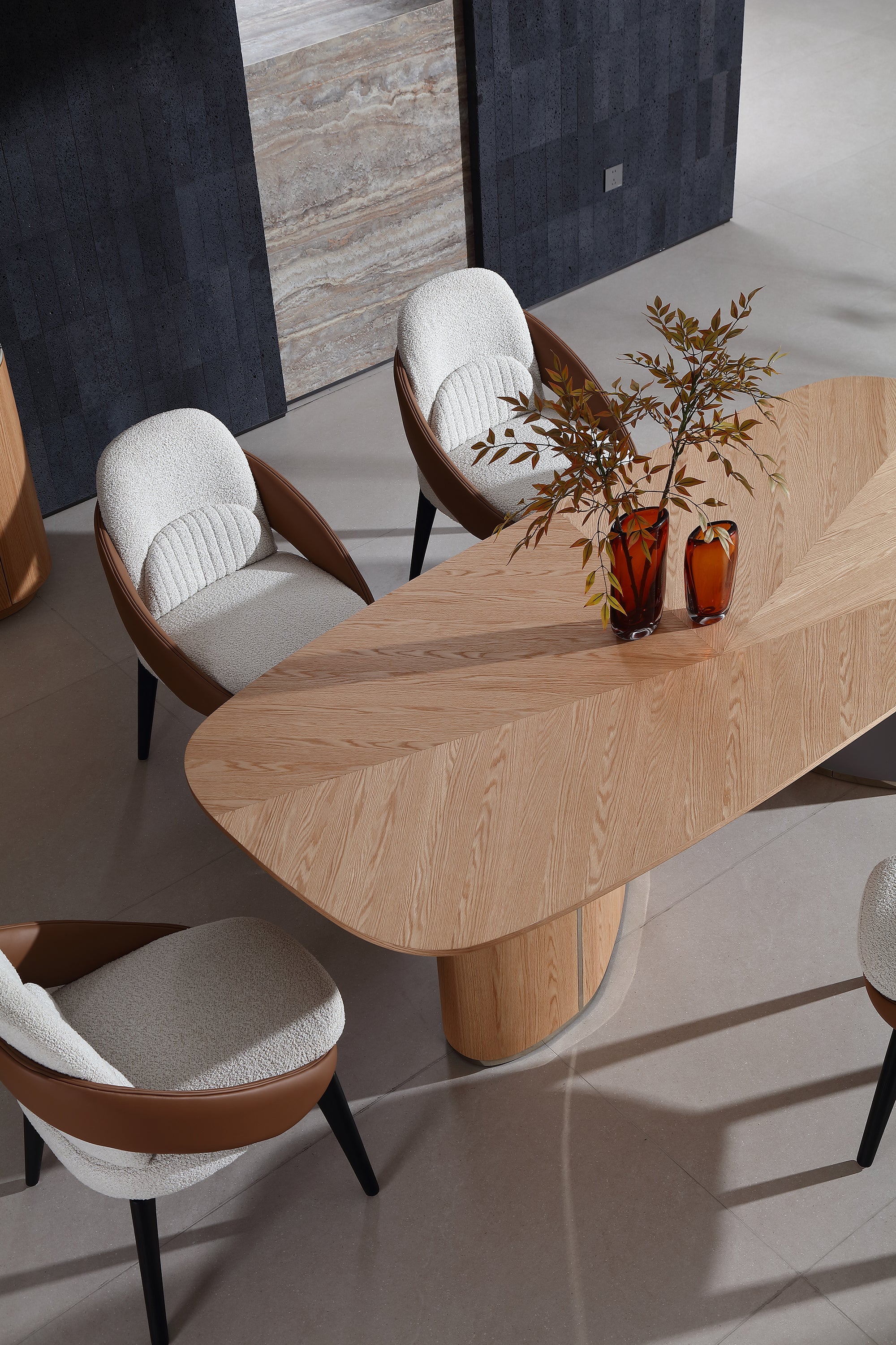 KALMIA Dining Table