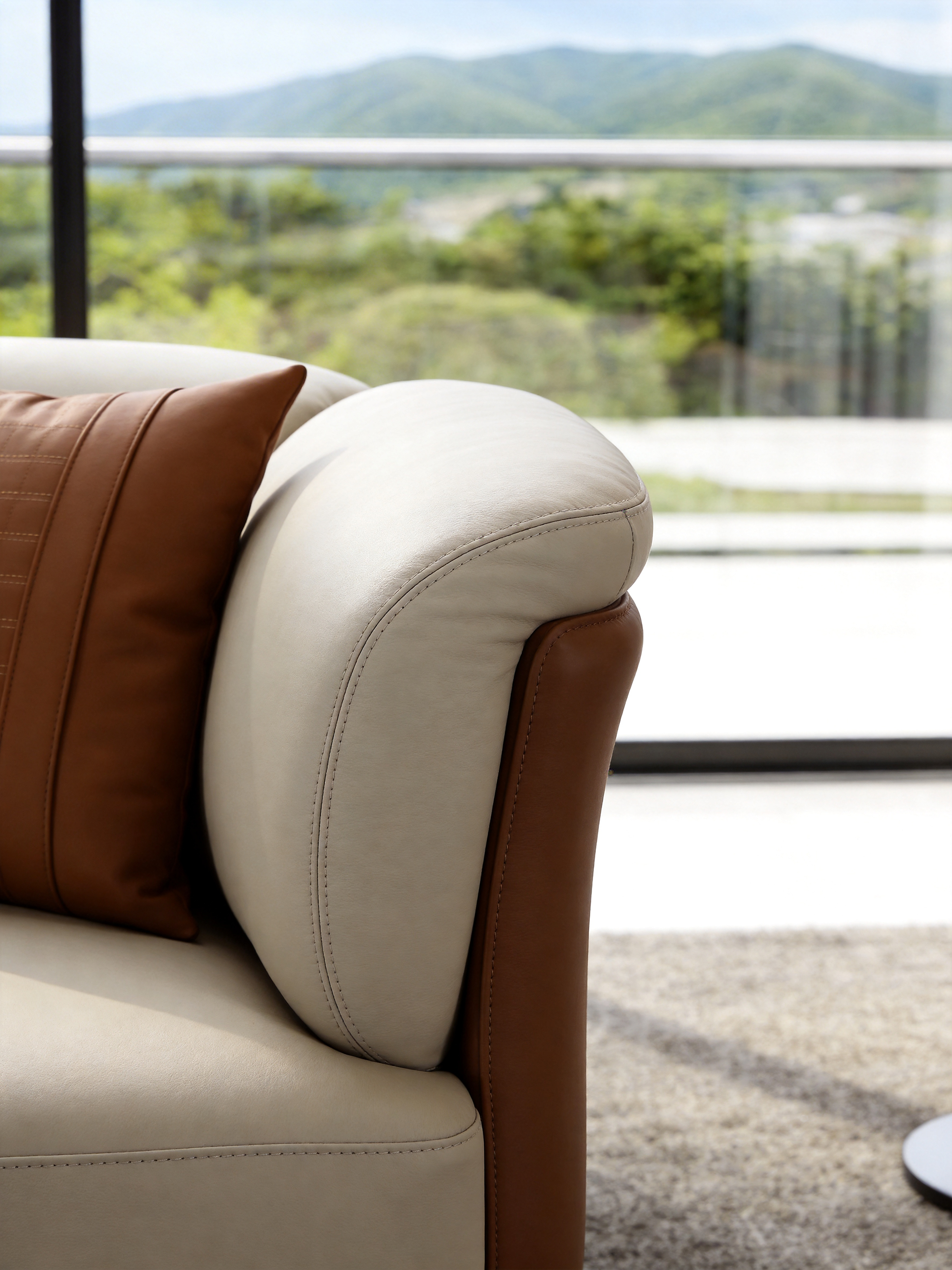 KALMIA Straight Sofa