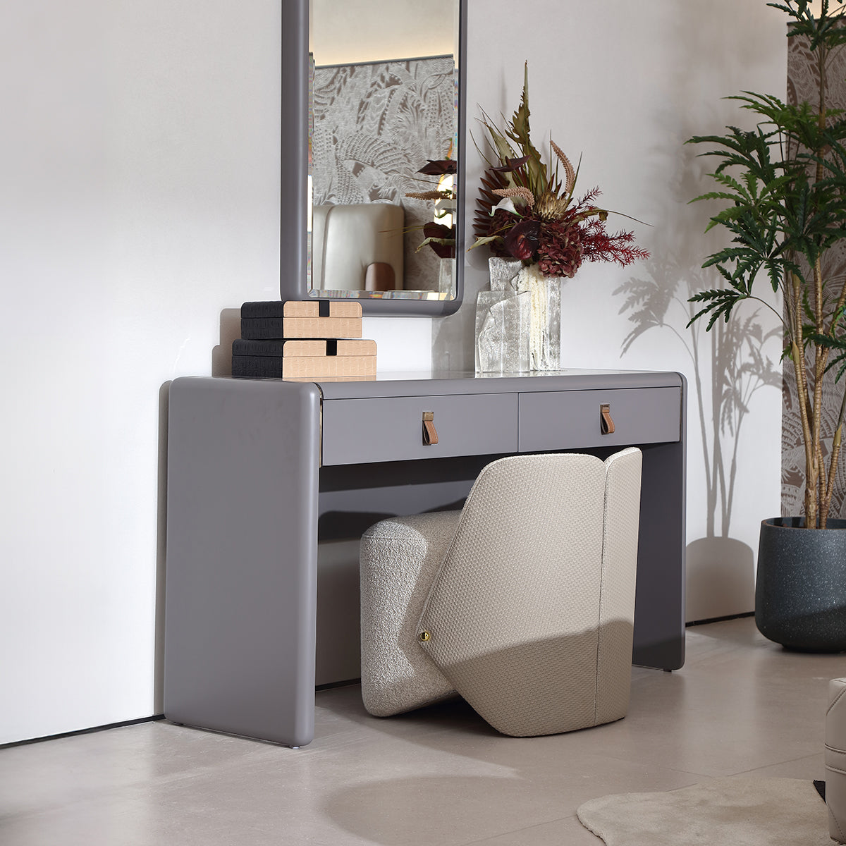 KALMIA Dressing Table