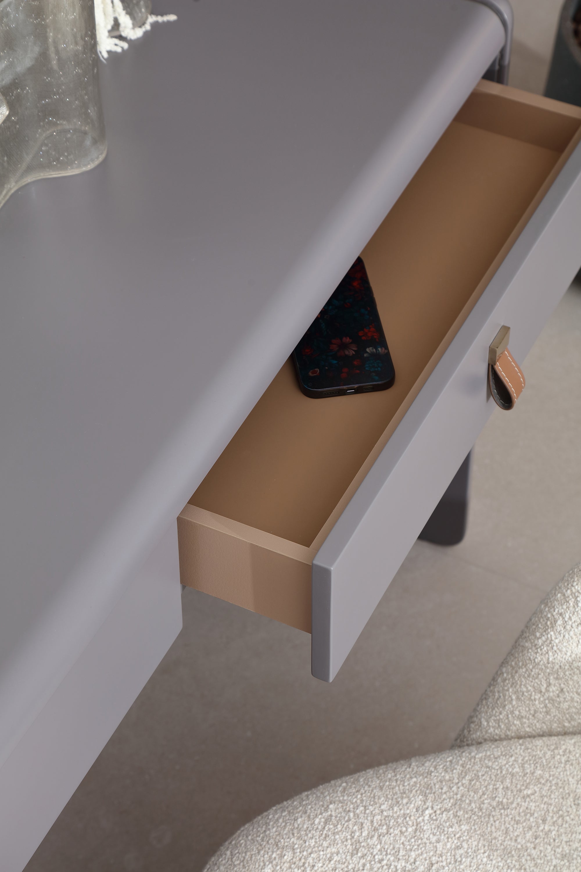 KALMIA Dressing Table