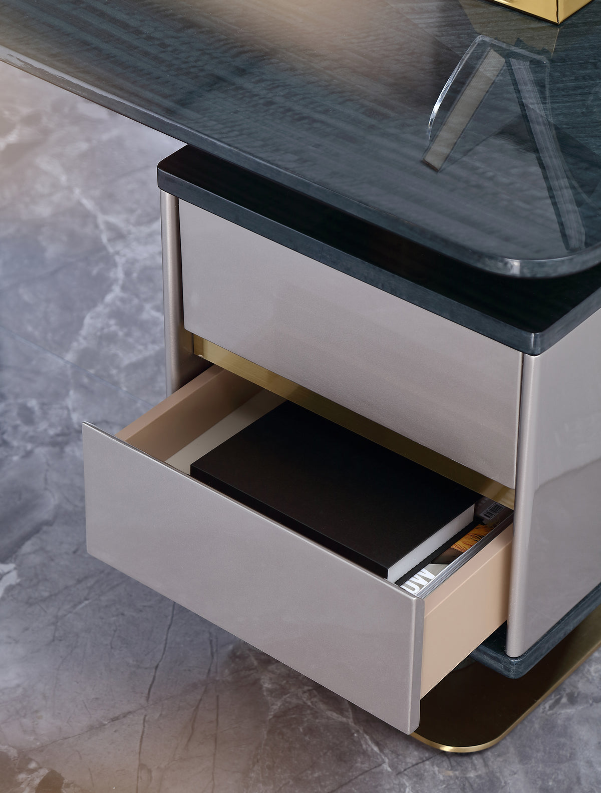 ADILIVE Desk