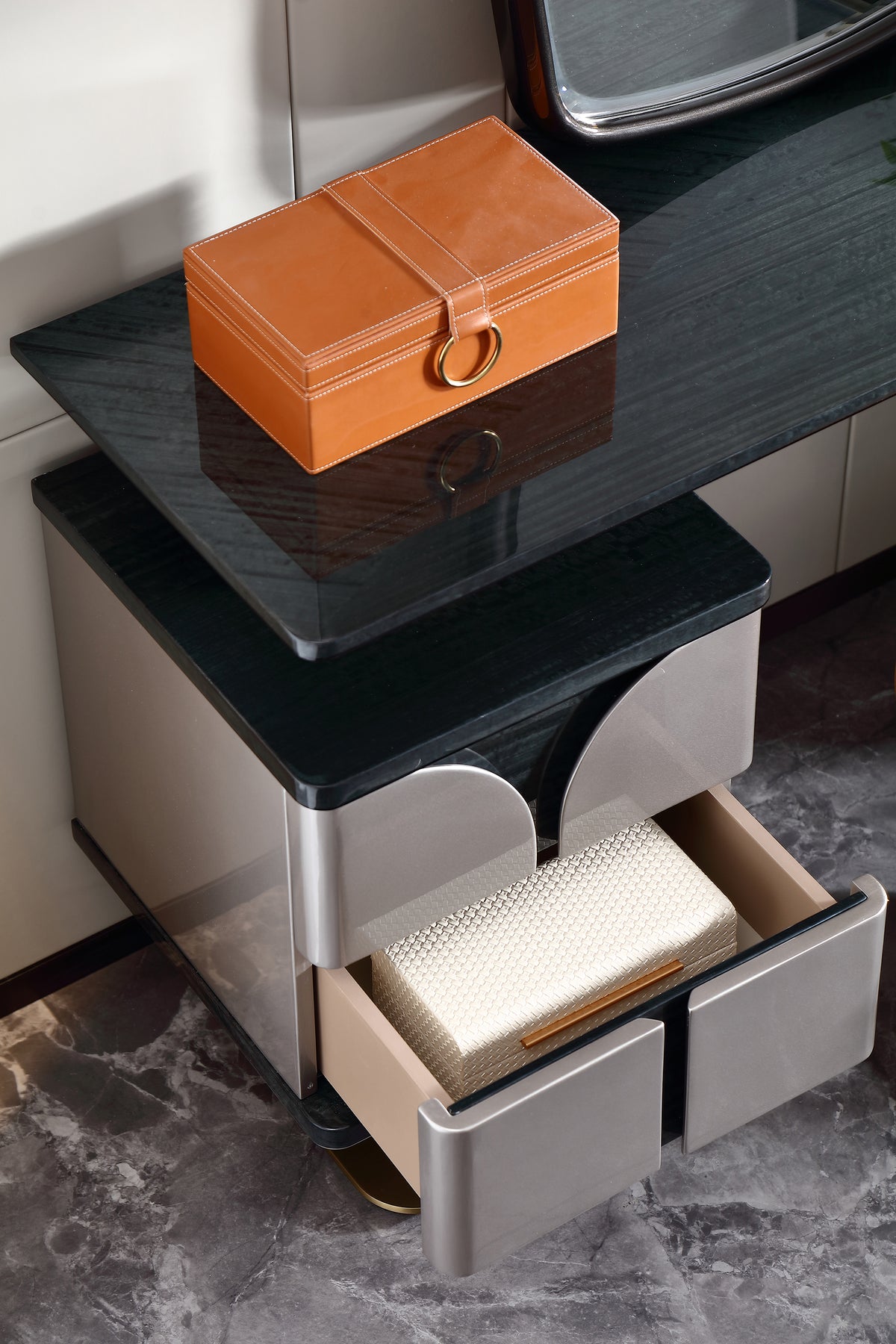 ADILIVE Vanity Table