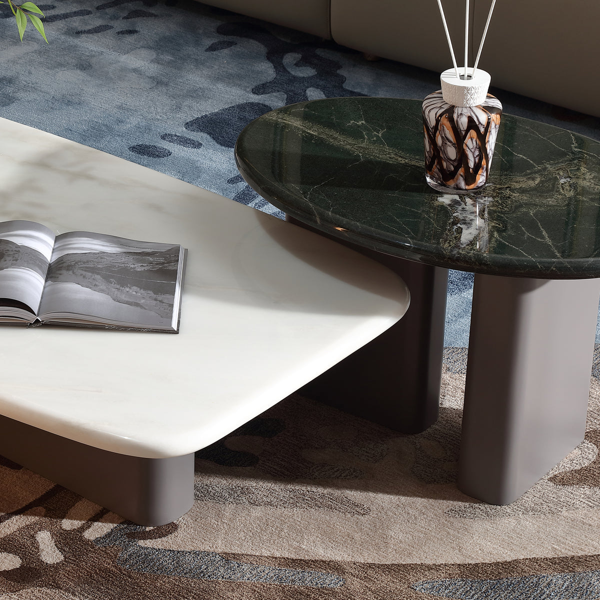KALMIA Nesting Coffee Tables